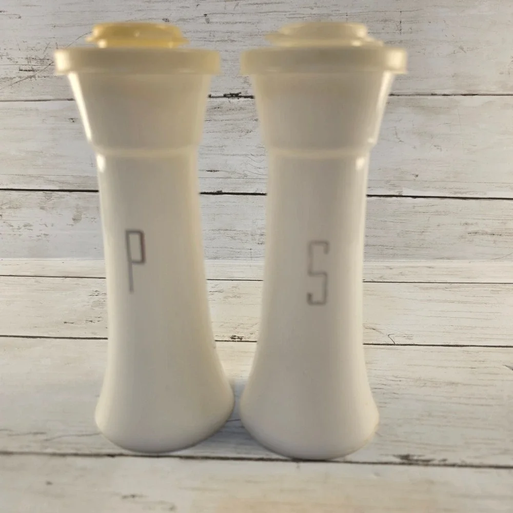 Vintage Tupperware Hourglass Salt and Pepper Shakers Cream White 718-14 MCM 6in